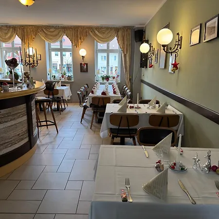 Hotell Und Restaurant Zum Deutschen Hause Lübbenau