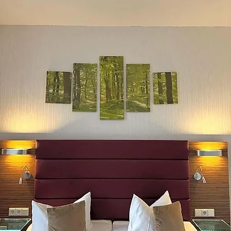 Отель Und Restaurant Zum Deutschen Hause *